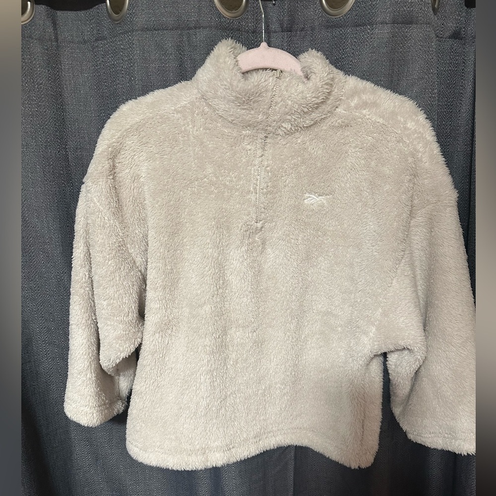Reebok cozy sweater